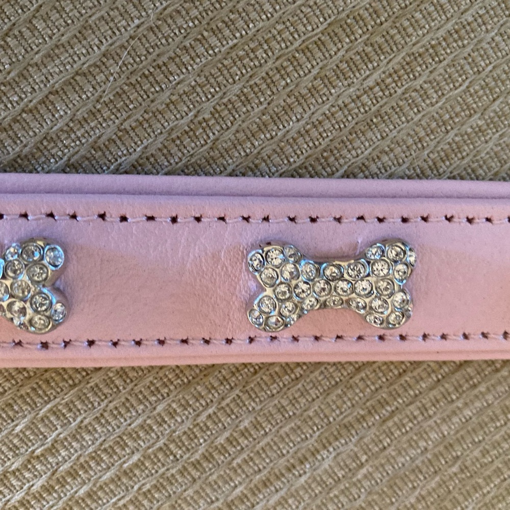 Pink Rhinestone-Embellished Swarovski Dog Collar